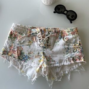 Billabong Vintage jean shorts